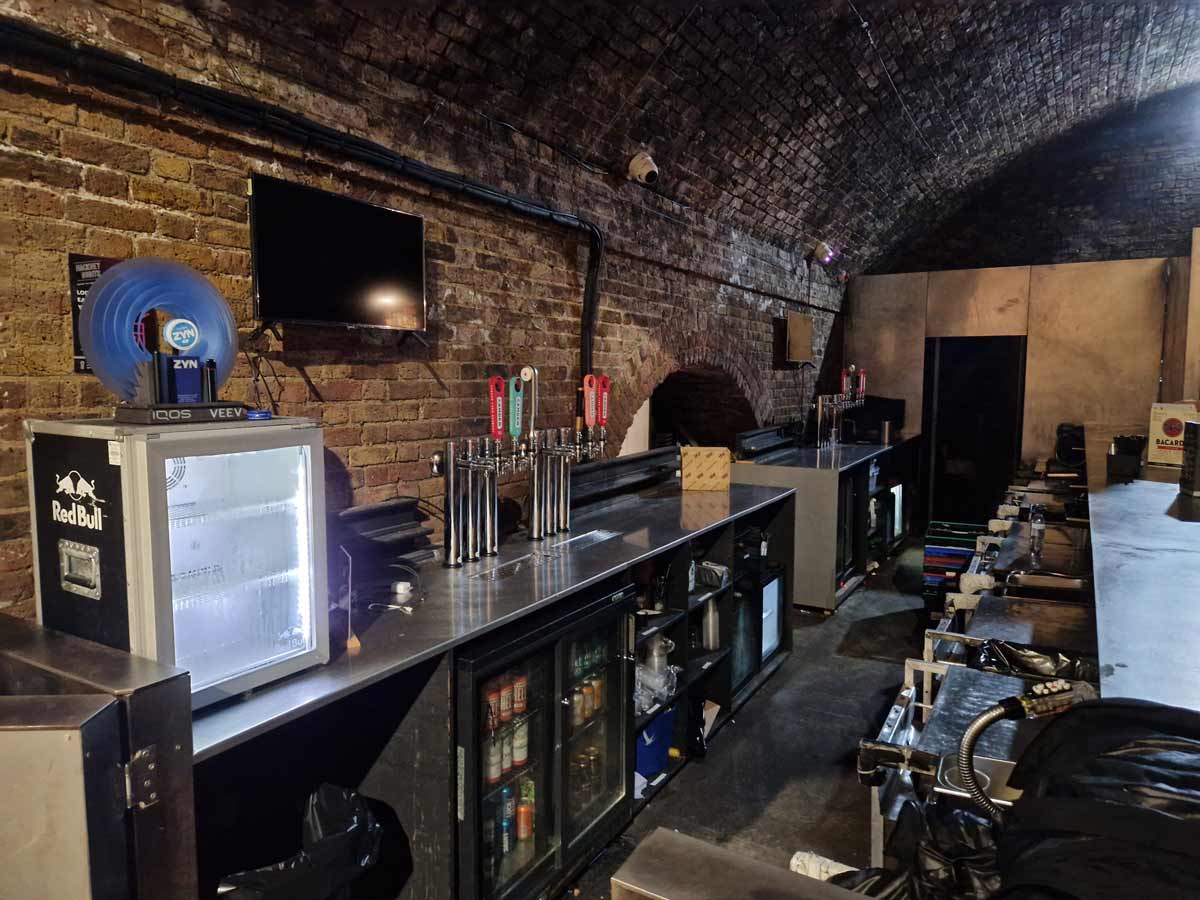 Night-Club-Wifi-Network-Installation